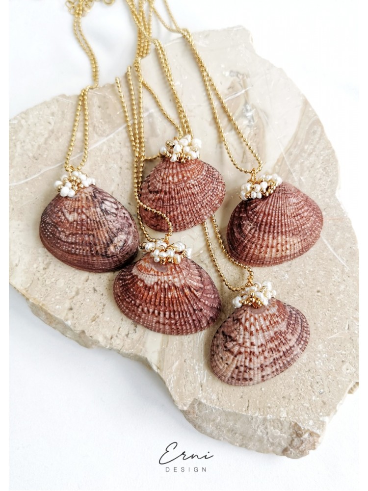 Grandinėlė - SHELL AND PEARLS