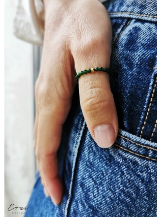 Žiedas su nilo smaragdo akmenukais ,,Linė"